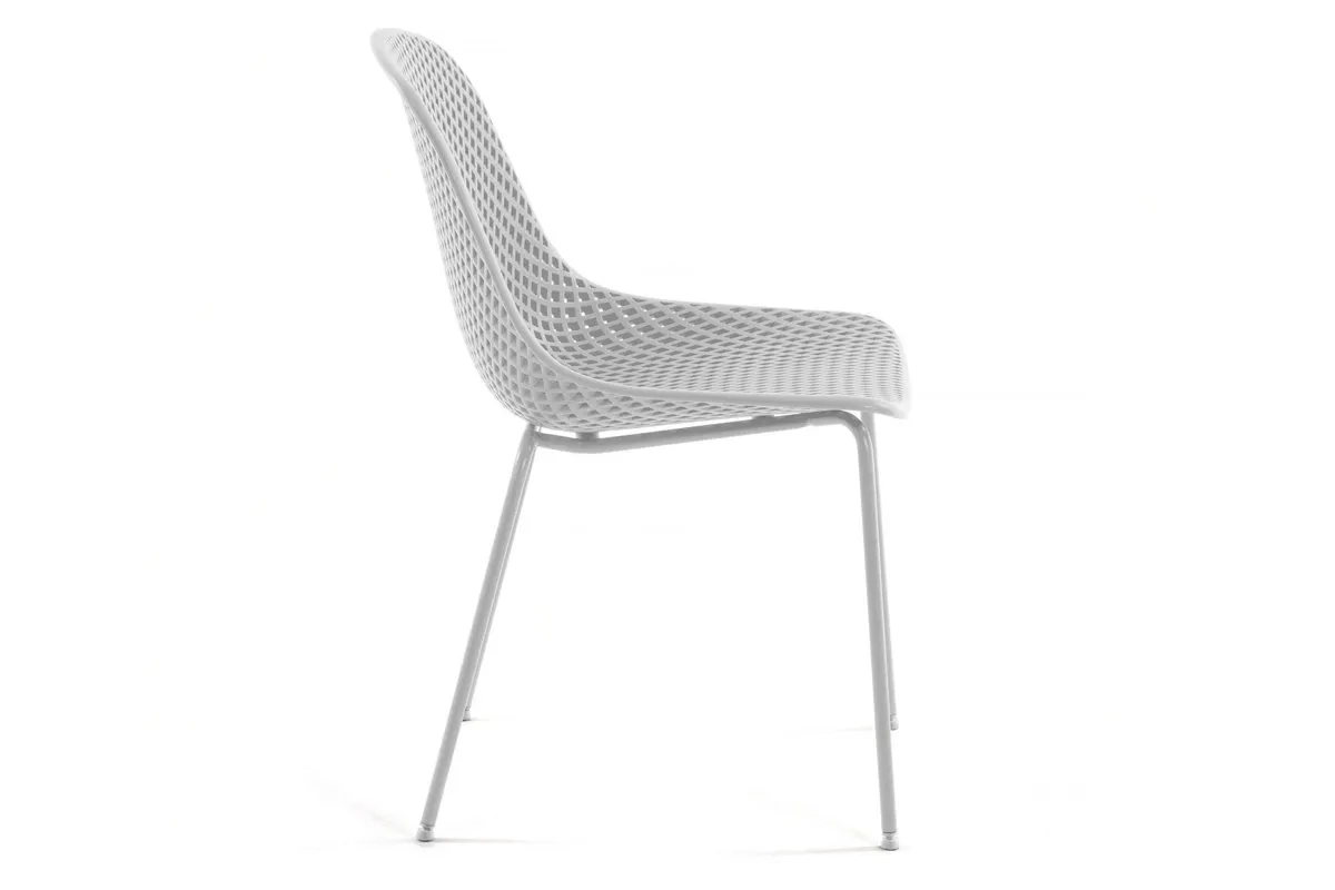 Como Quinby Outdoor Cafe Chair - Strong and Sturdy Plastic Seat